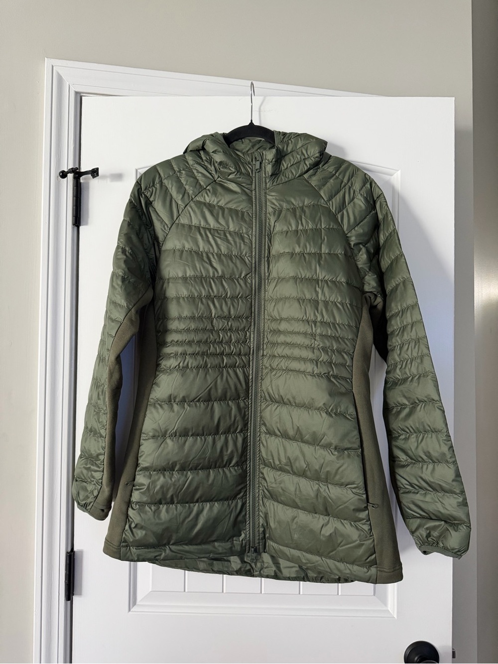 NWT Quince Lightweight Down Packable Long Puffer Jacket size Large